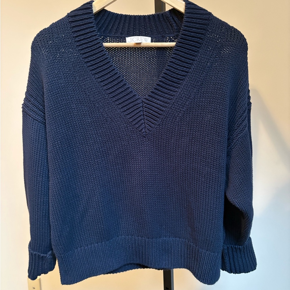 J. Crew excellent condition shaker v-neck cotton sweater - Picture 3 of 8